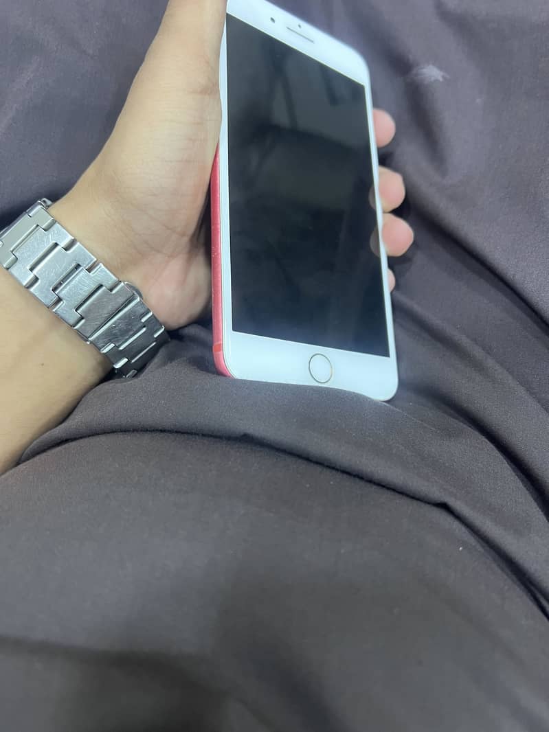 Apple iPhone 7 Plus 2