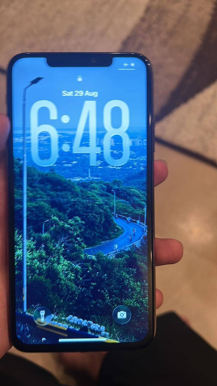 Apple iPhone 11 Pro Max 1