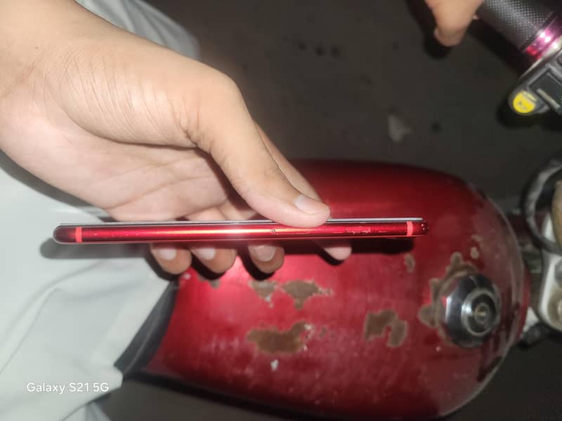 Apple iPhone 8 Plus 2