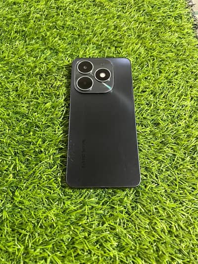 Tecno Spark 20 8/256 PTA approved Good condition and Betry timing