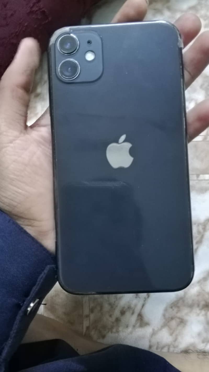 Apple iPhone 11 4