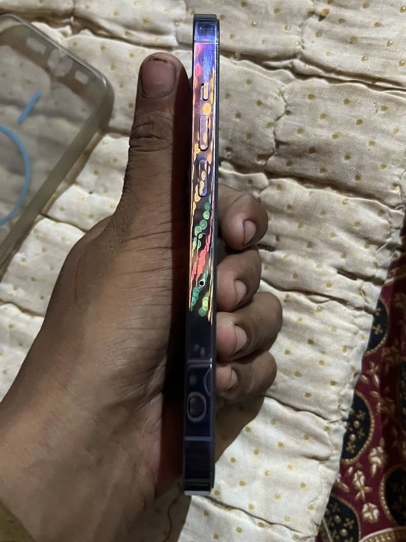 Apple iPhone 13 Pro 3
