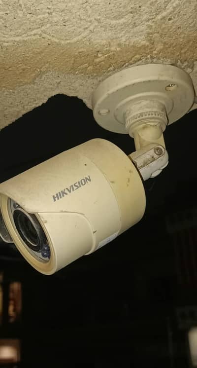 3 Hikvision Bullet Camera + XPOD DVR with HDD Recording Working