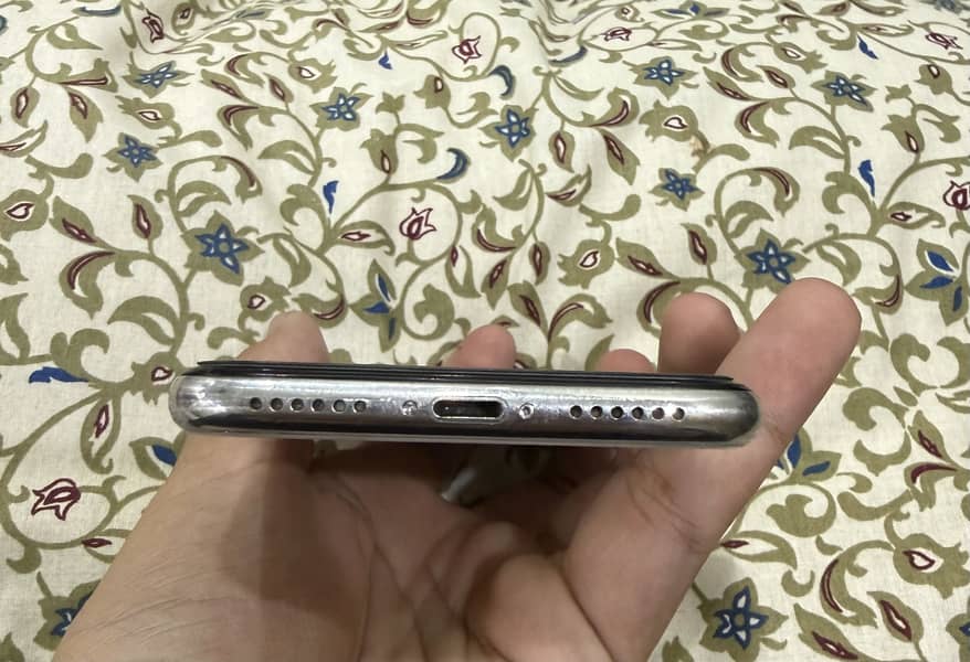 Apple iPhone X 1