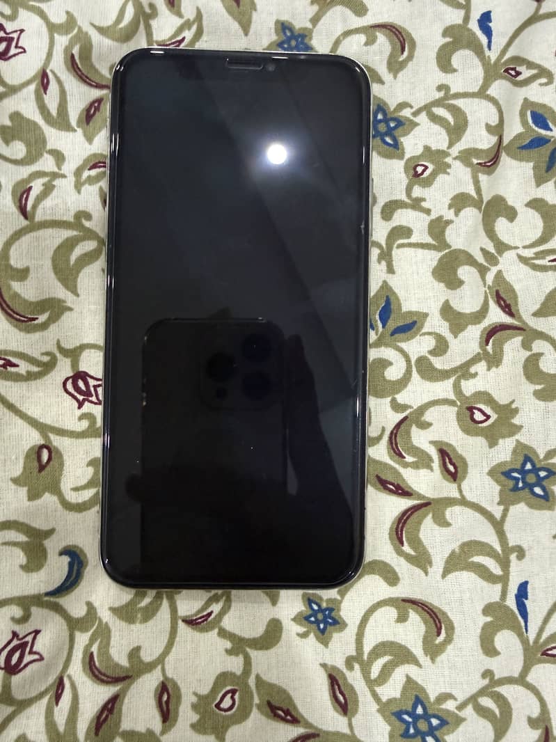 Apple iPhone X 3