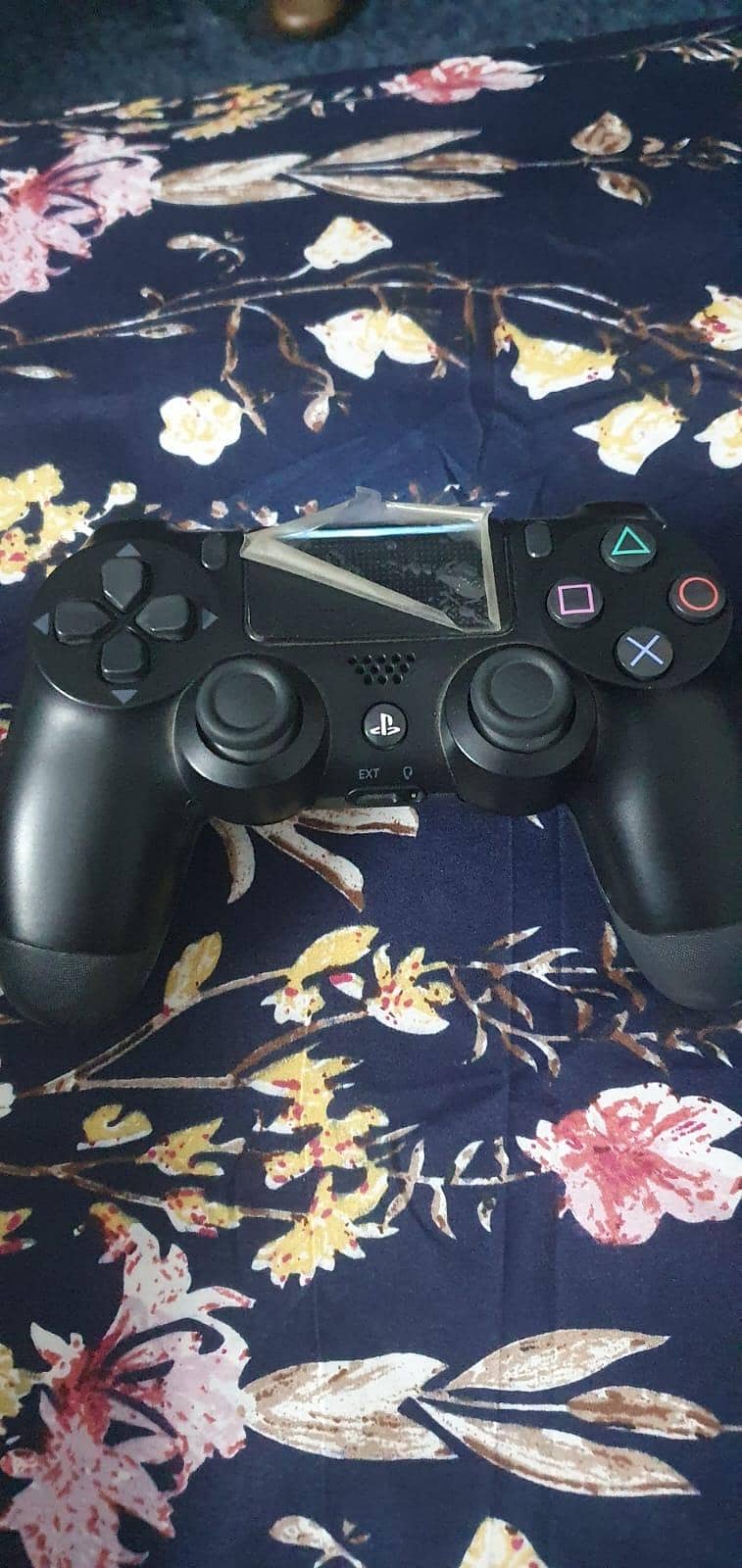 Playstation 4 Slim 1