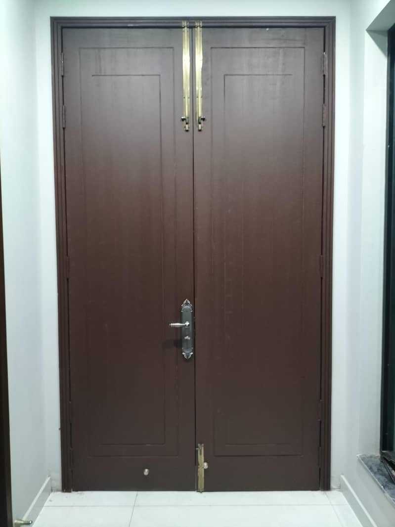 Solid wood yellow pine main door 0