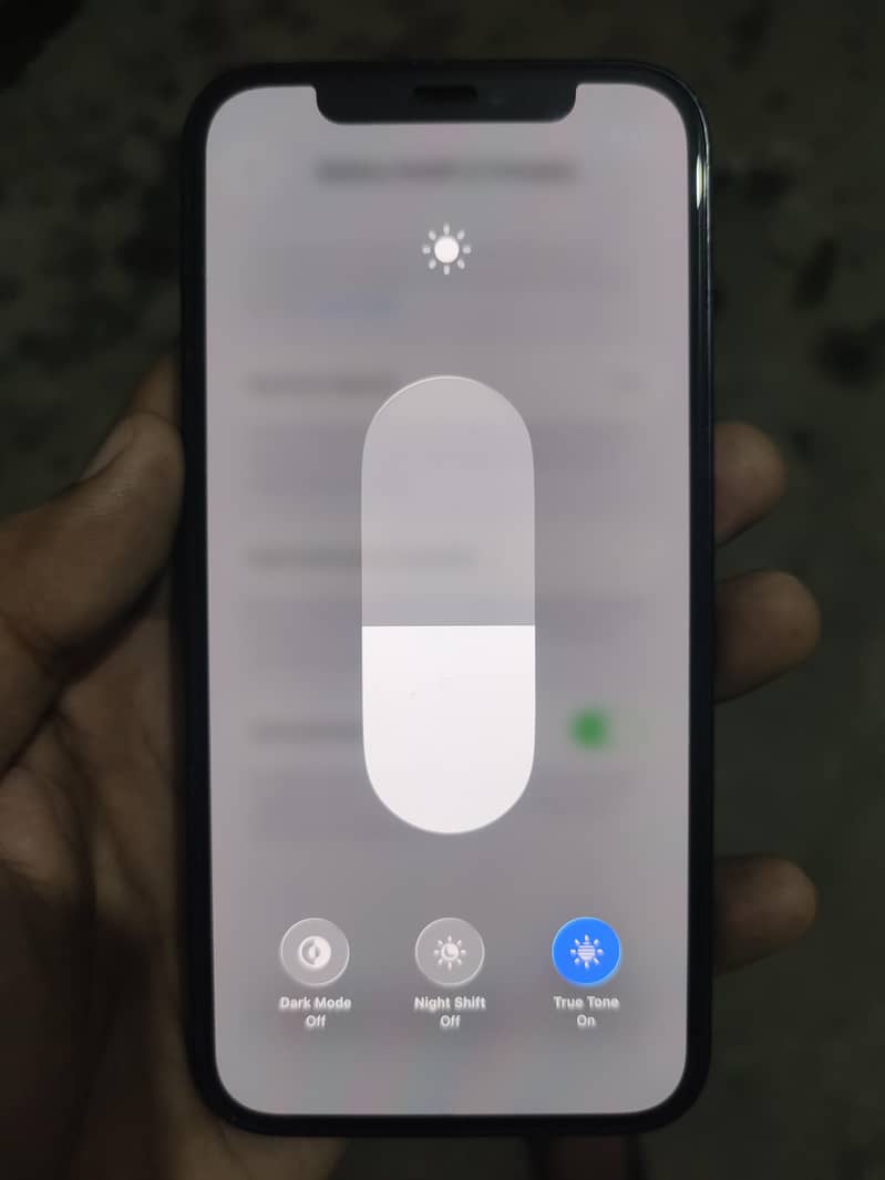 Apple iPhone 12 3