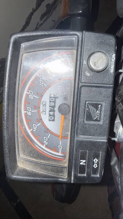 Cd 70 new condition 4800km driven