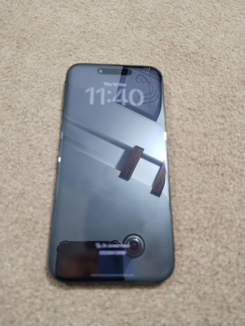 Apple iPhone 15 Pro Max 6
