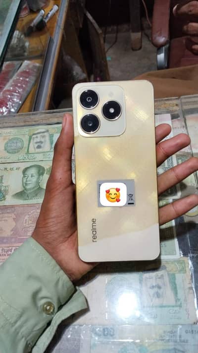 Realme C61