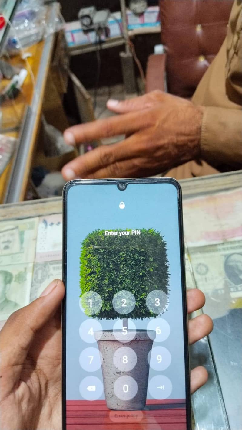 Realme C61 2