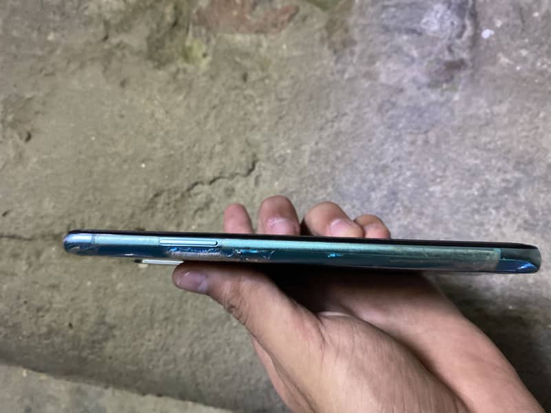 One Plus 8T 4