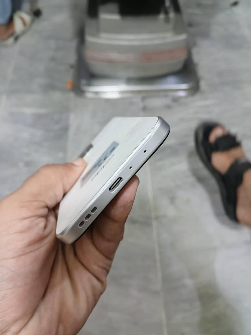 OPPO A6s 5