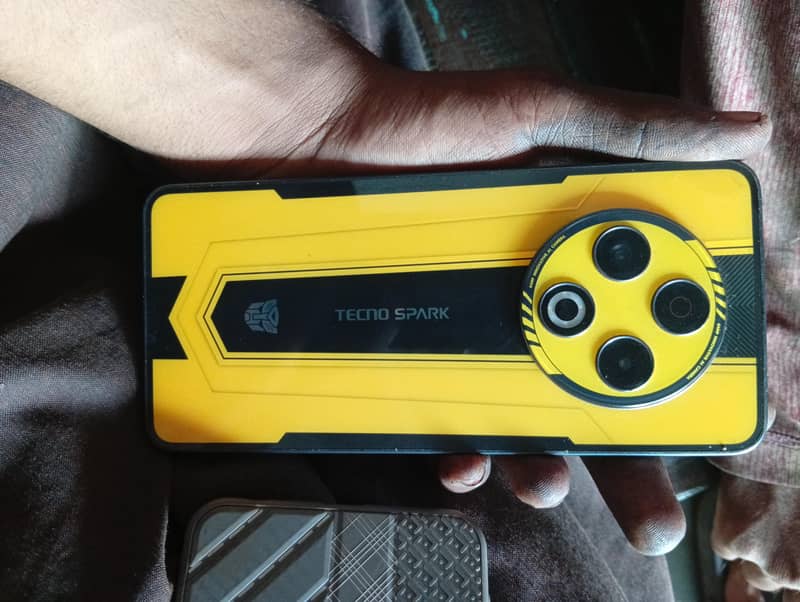 Tecno Spark 30 3