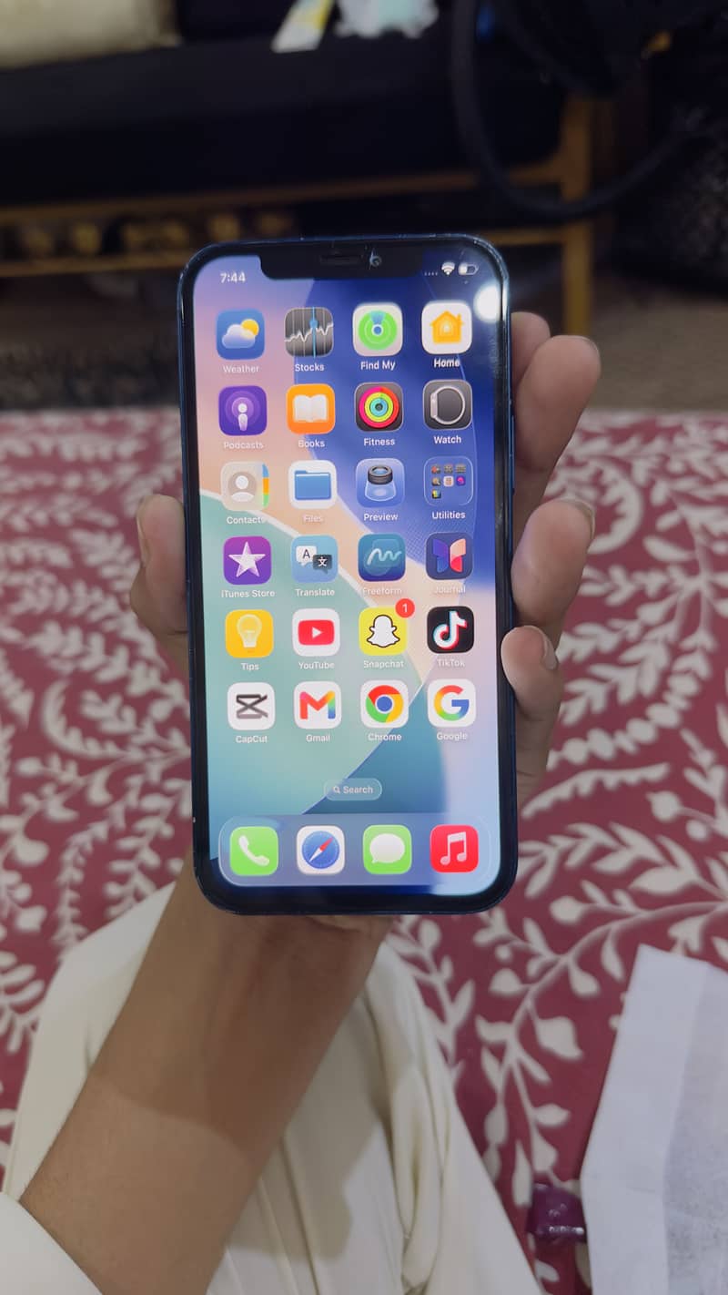 Iphone 12 0