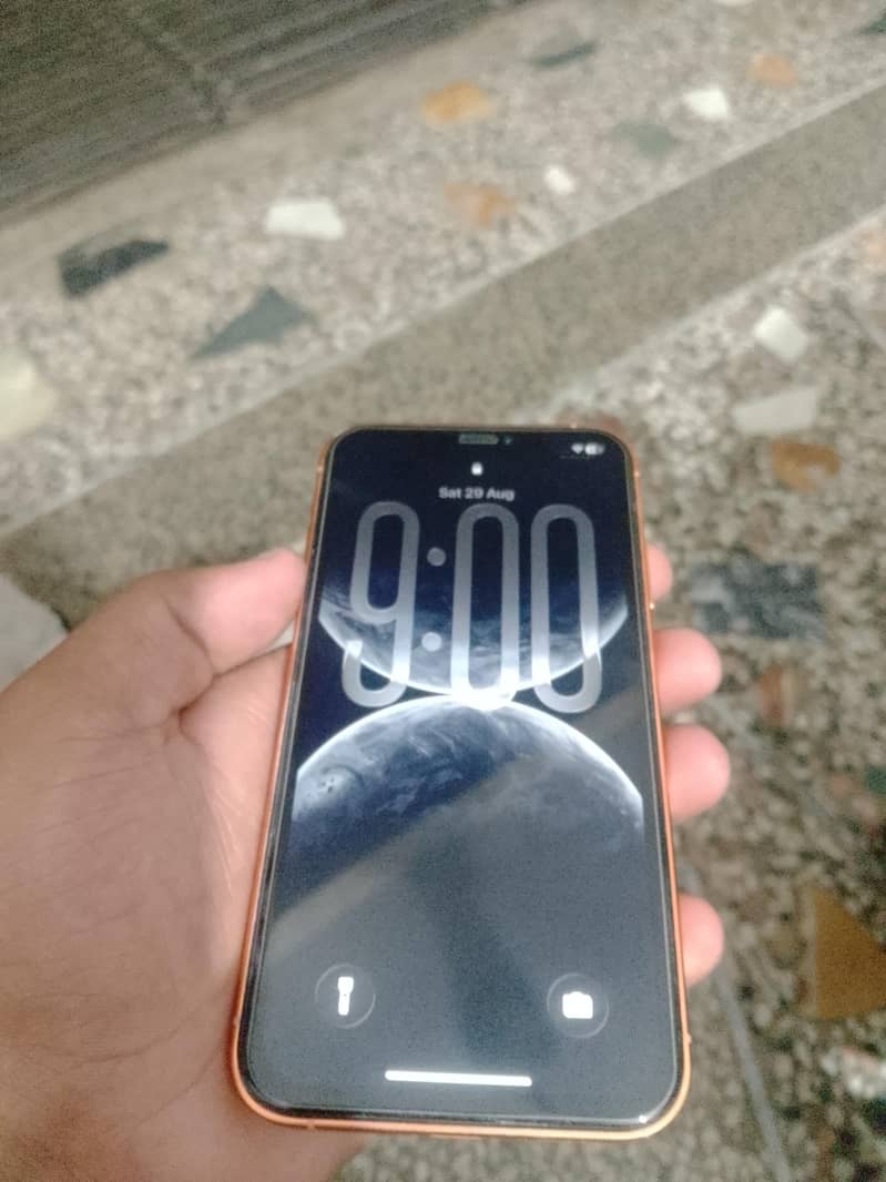 Apple iPhone 11 2