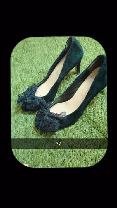 Preloved heels