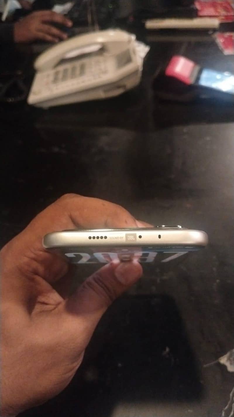 Infinix Note Edge 3