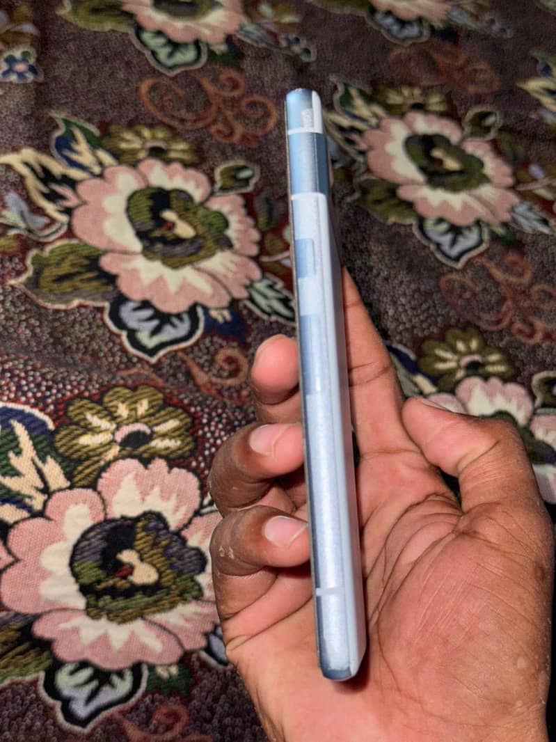 Google Pixel 7a 3