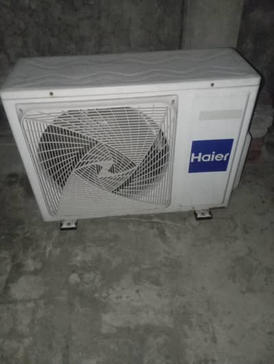 Haier DC INVERTER 1.5 TON AC