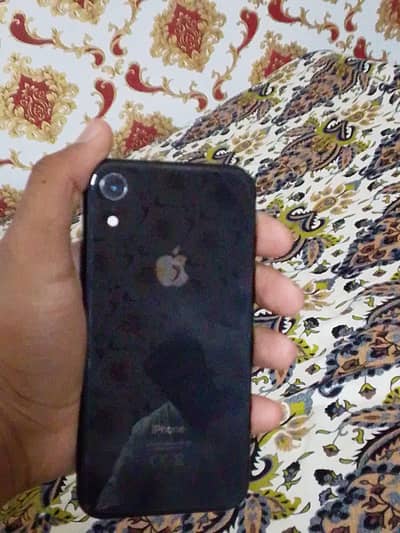 Apple iPhone XR