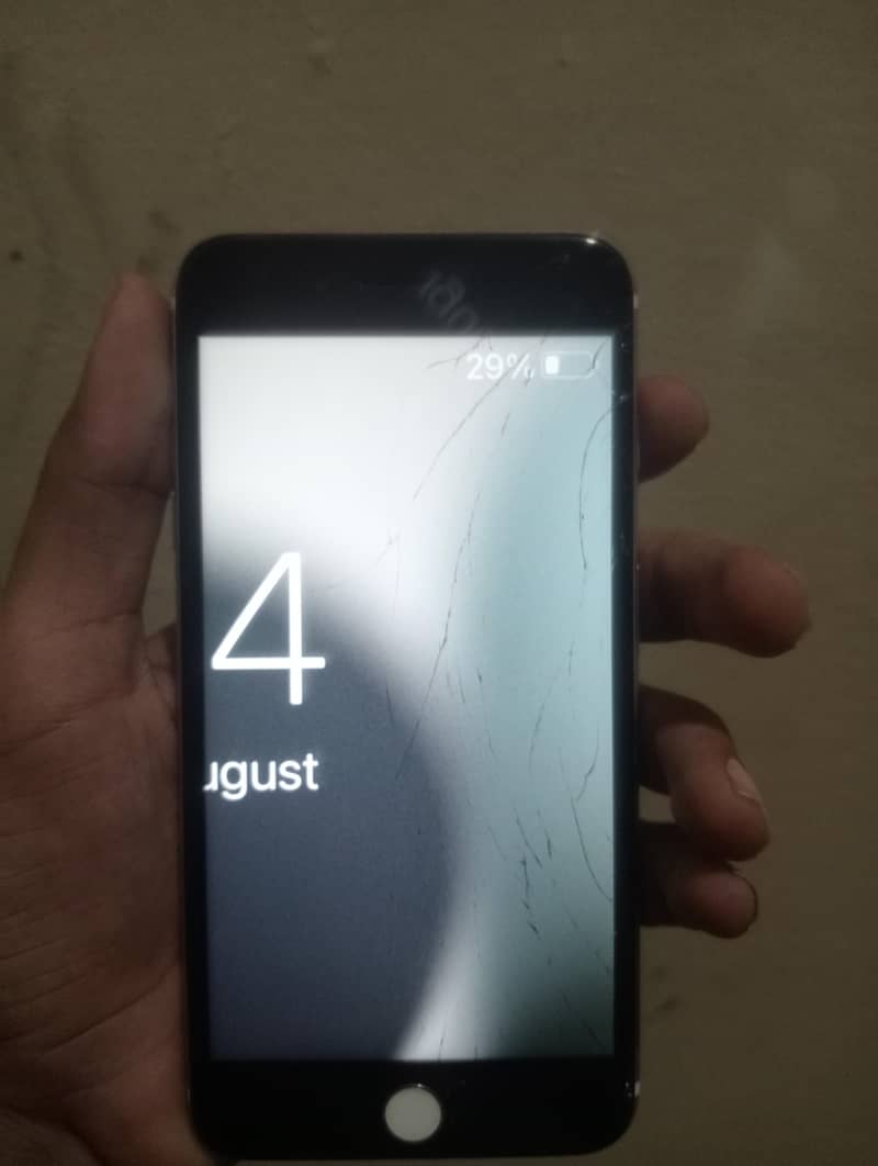 Apple iPhone 7 Plus 3