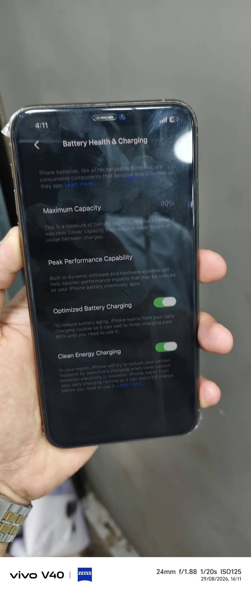 Apple iPhone 11 Pro Max 6