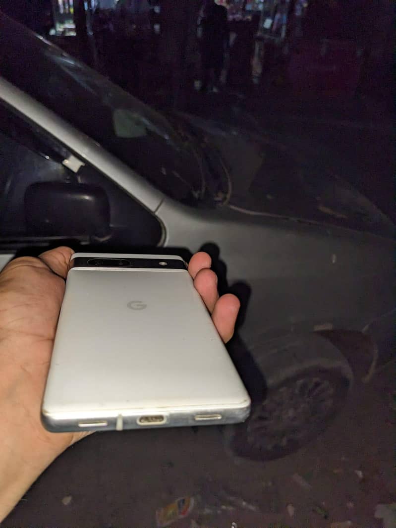 Google Pixel 7a 2