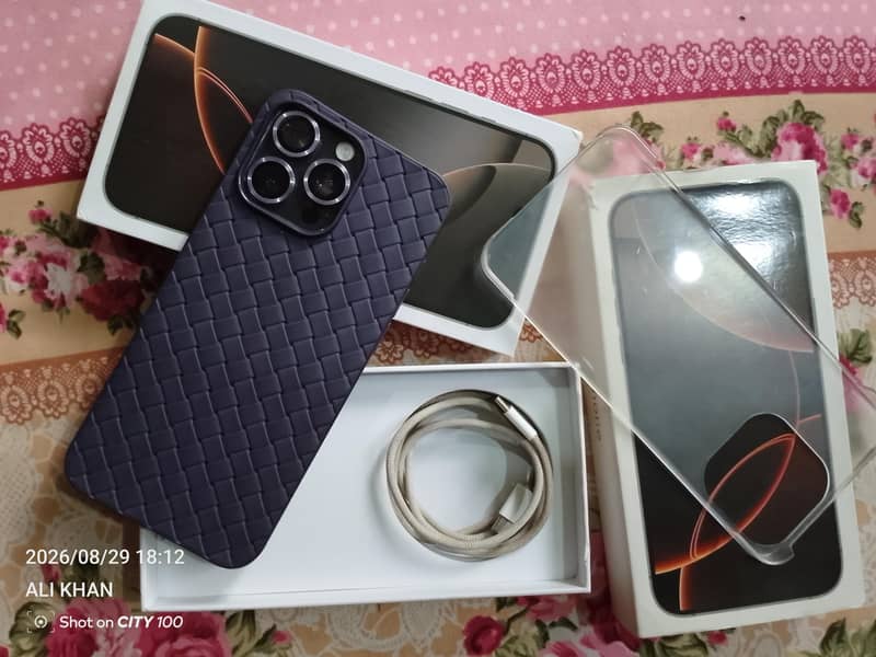 Apple iPhone 16 Pro Max 3