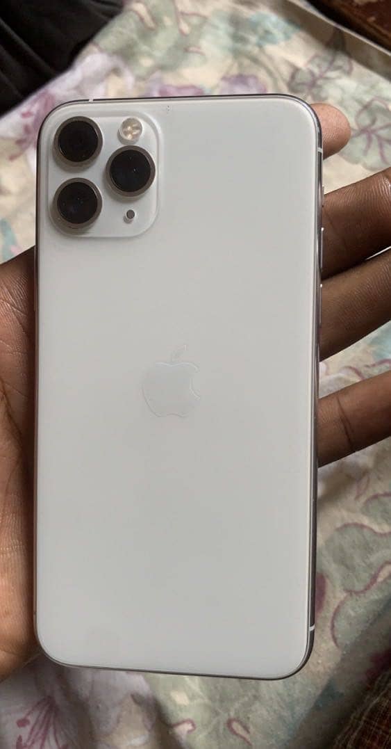Apple iPhone 11 Pro 0