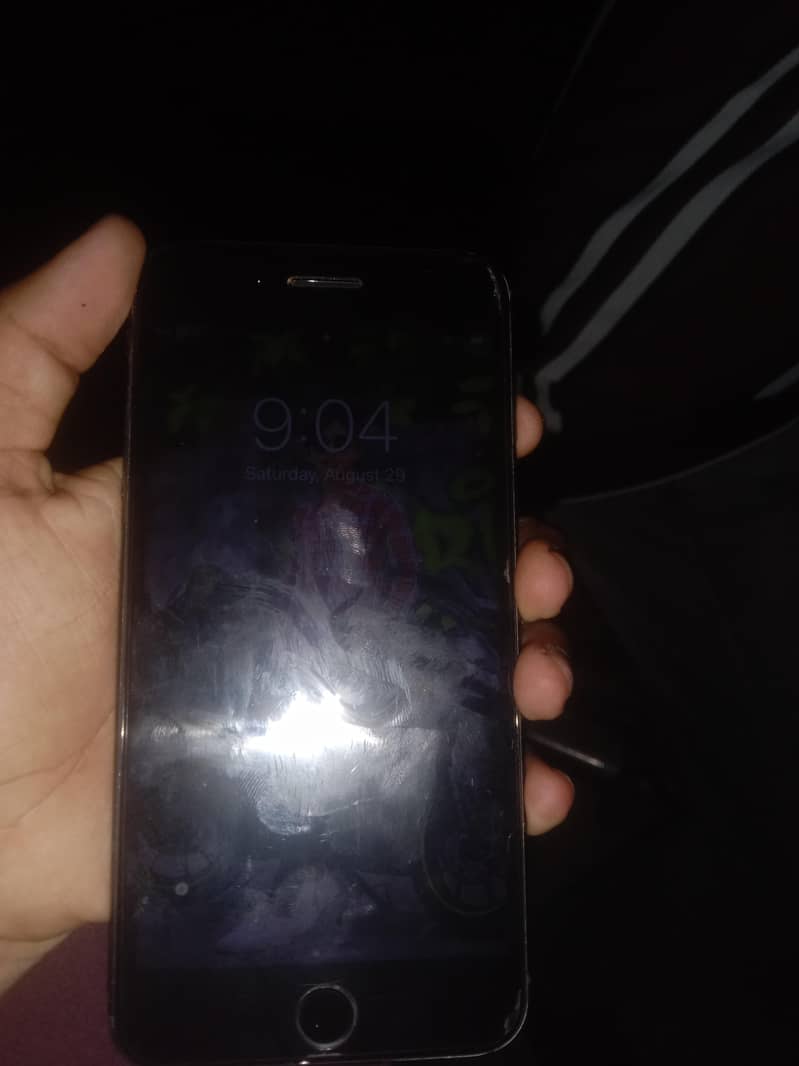 Apple iPhone 7 Plus 1