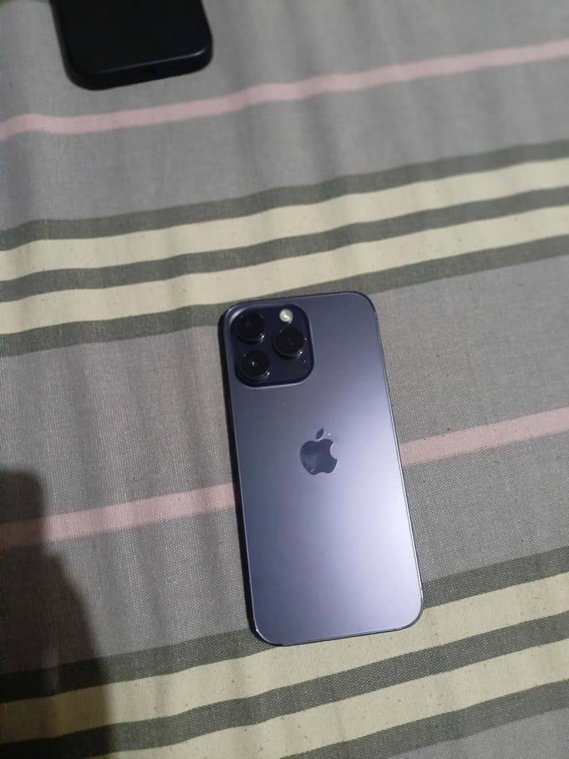 Apple iPhone 14 Pro Max 4