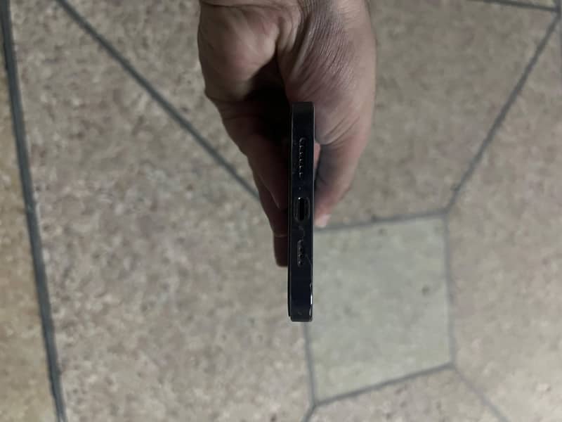 Apple iPhone 13 Pro Max 5