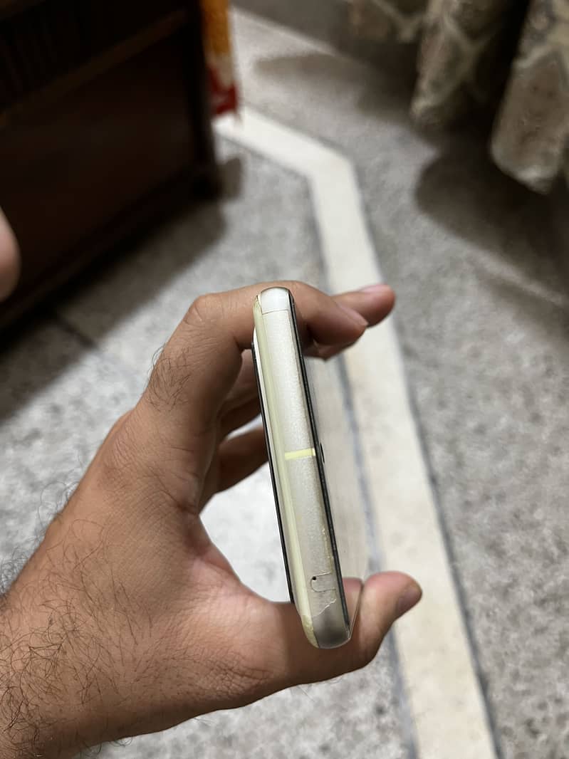 Google Pixel 7 6