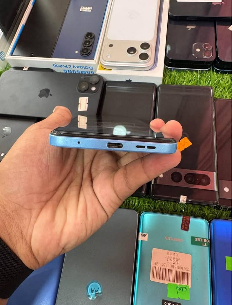 Xiaomi Redmi Note 12 2