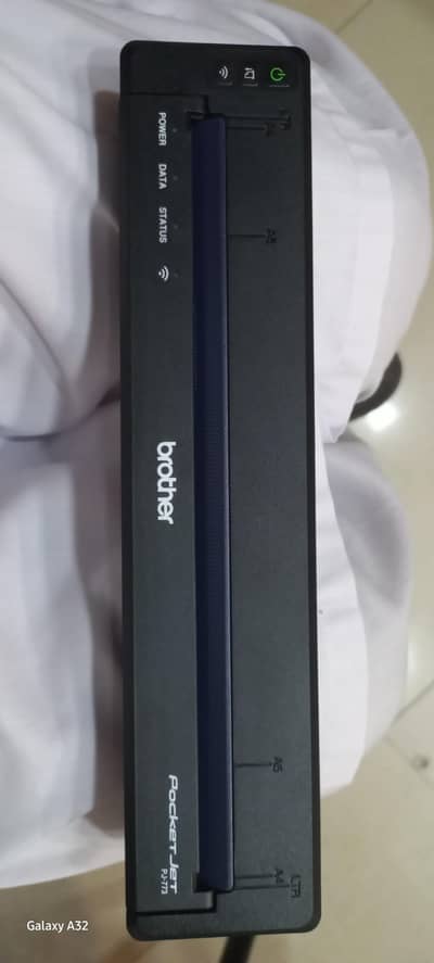 Brother PocketJet PJ-773 Mobile Thermal Printer