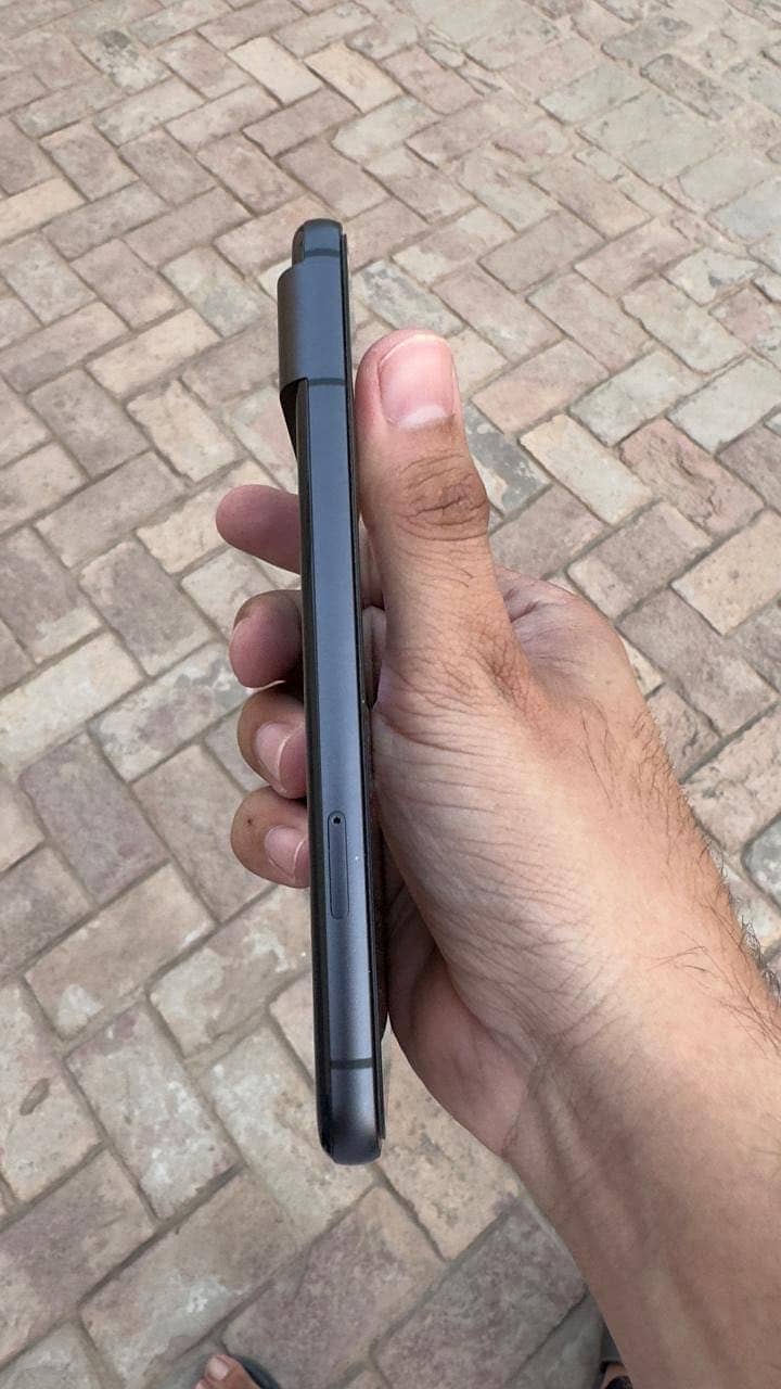 Google Pixel 8 2