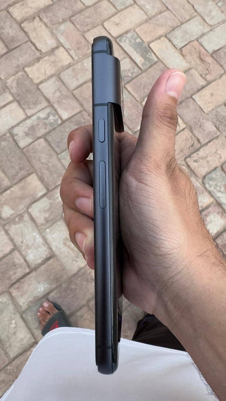 Google Pixel 8 3