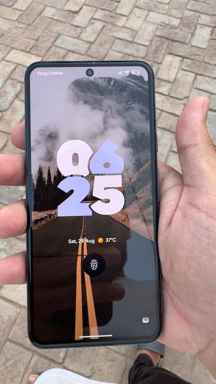 Google Pixel 8 5