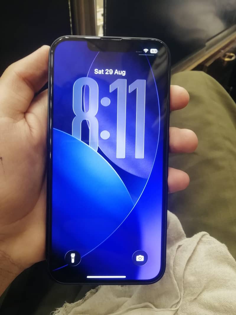 Apple iPhone 13 3