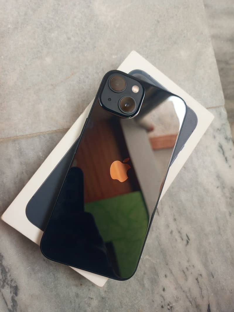 Apple iPhone 13 7