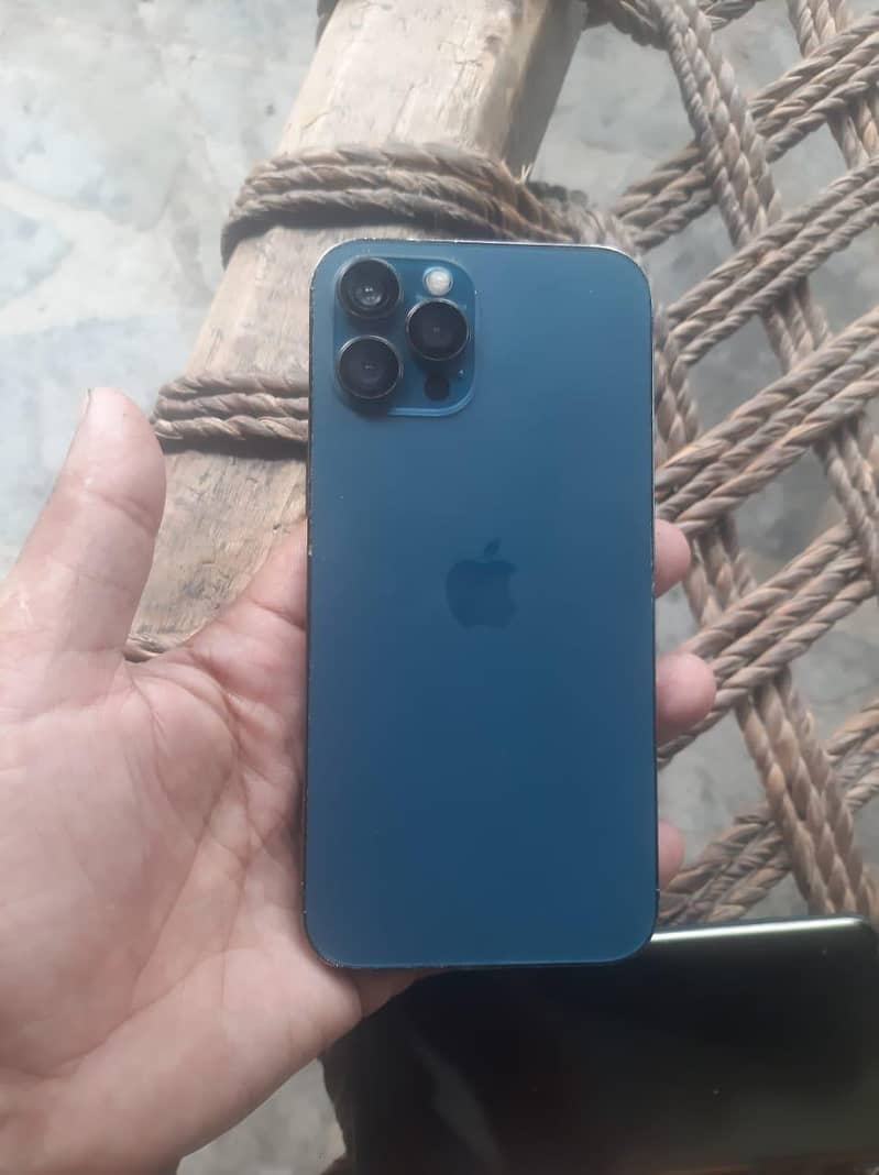 Apple iPhone 12 Pro Max 1