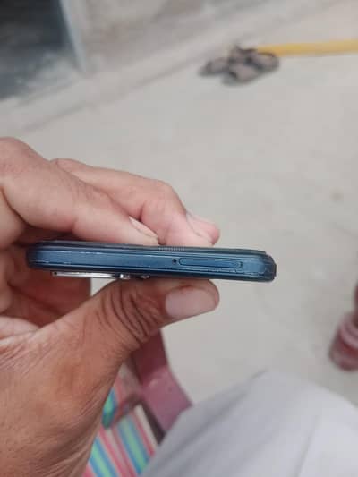 vivo y33s 8+4/128