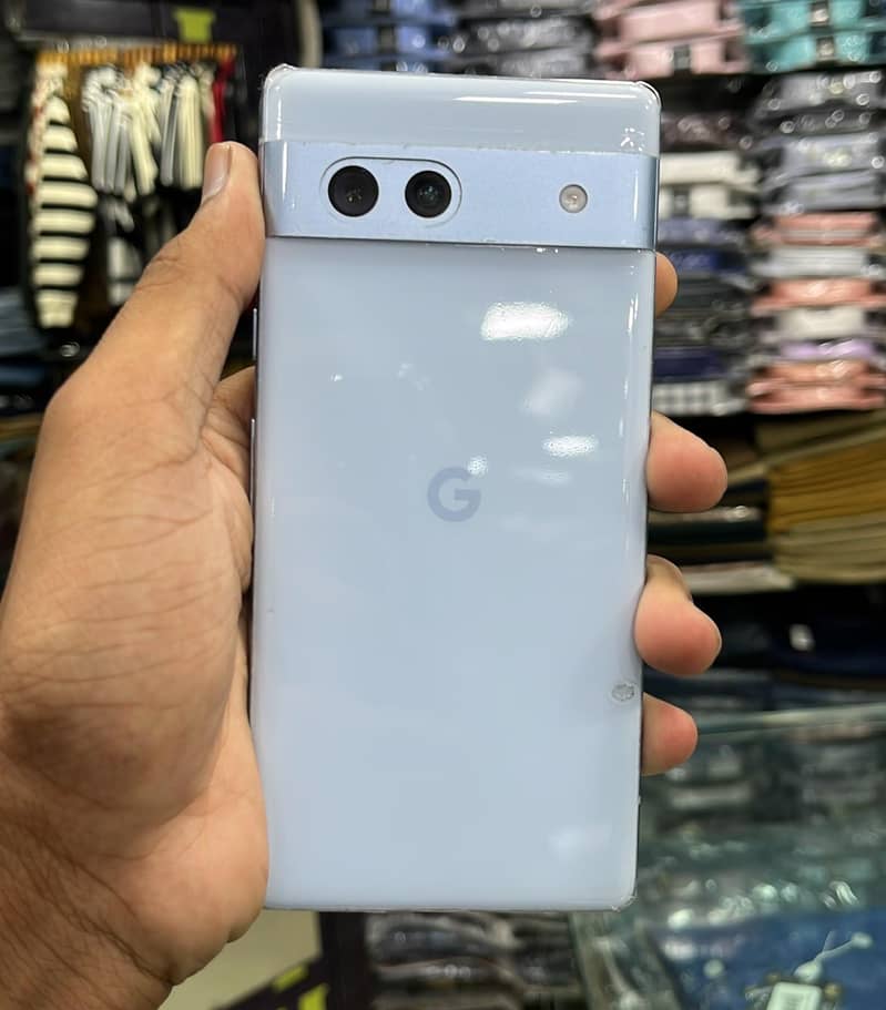 Google Pixel 7a 4
