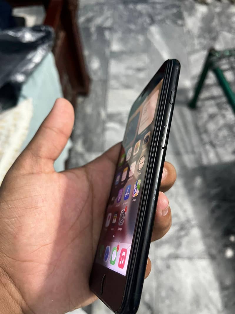 iphone 7plus pta approved 2