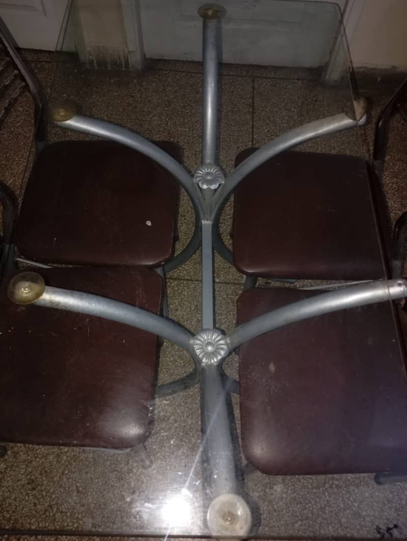 Dining table with 4 chairs 1