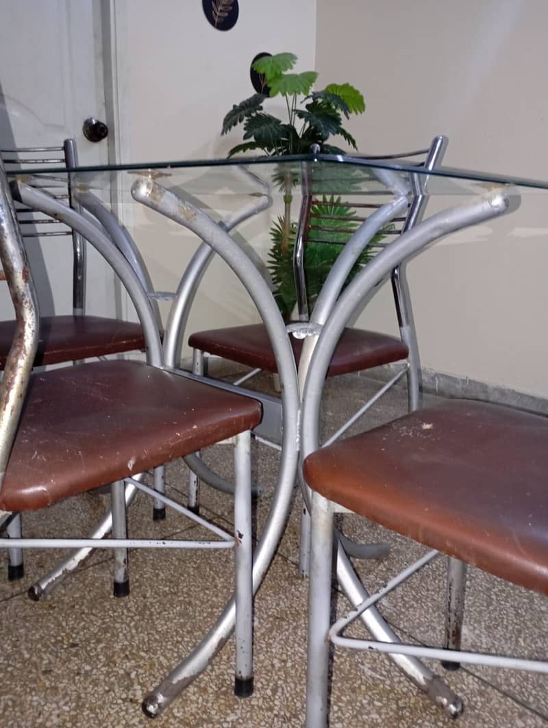 Dining table with 4 chairs 3