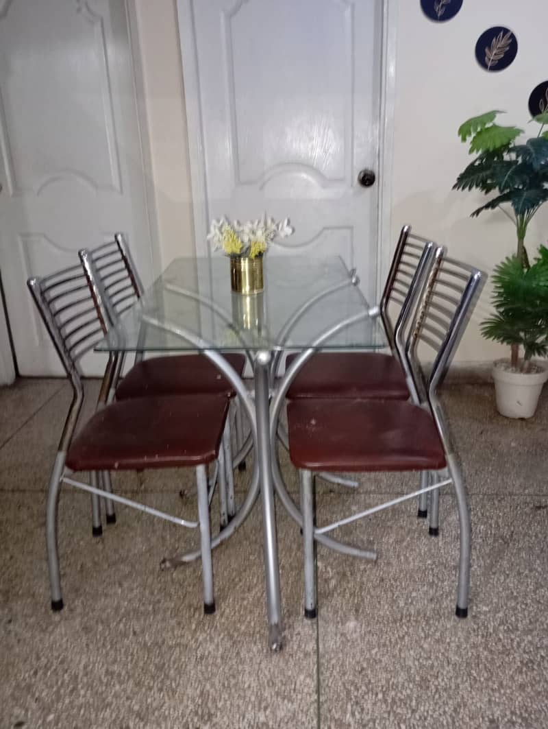 Dining table with 4 chairs 4