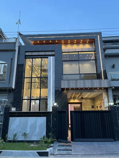 5 Marla Ultra Modern House For Sale